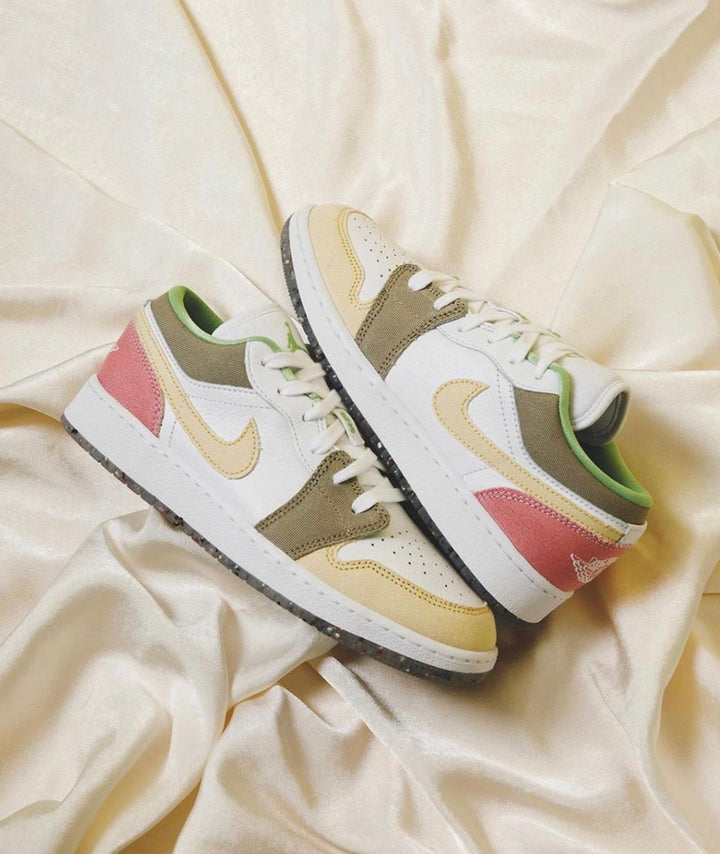 Jordan 1 Low Pastel Grind Vivid Green (GS)