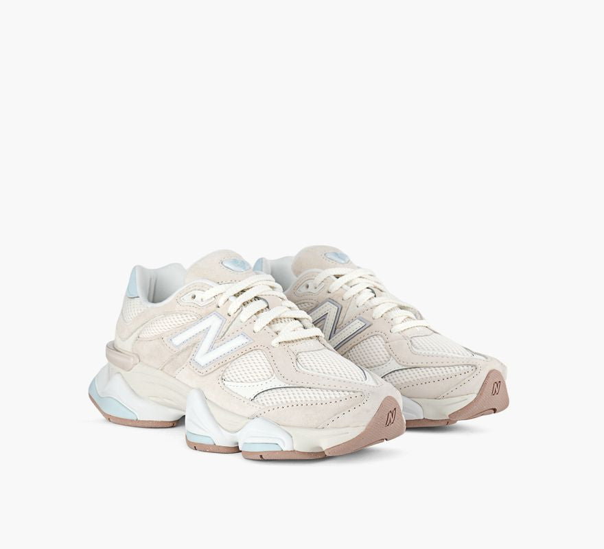 New Balance 9060 Frosted Beige
