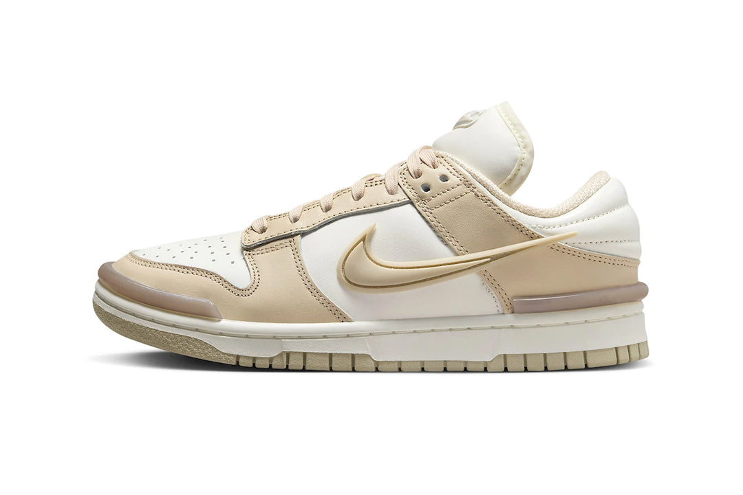 人気☆ NIKE ☆(W) DUNK LOW SANDDRIFT LLIC GOLD Nike Dunk Low Twist Sanddrift (Women's) – Sneakhers Canada