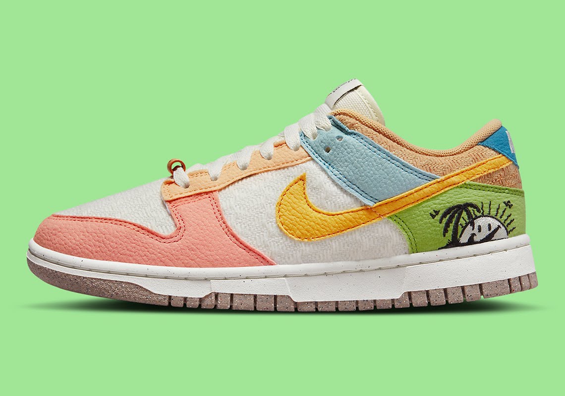 Nike Dunk Low SE Sun Club Womens Sneakhers Canada