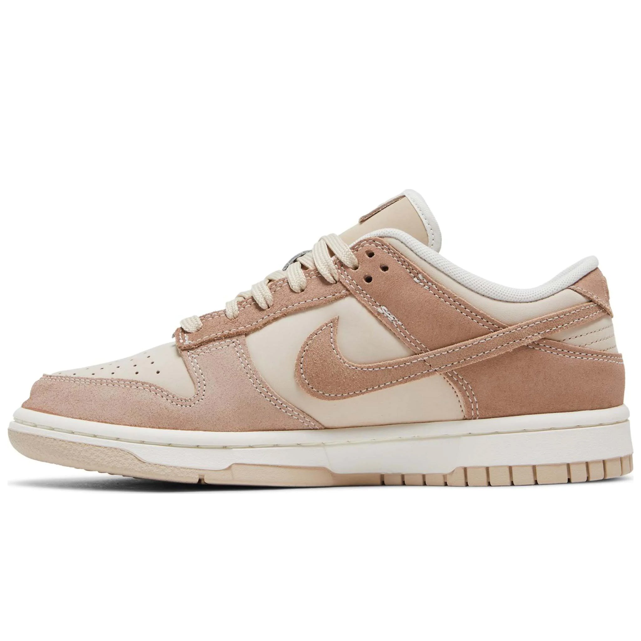 Nike Dunk Low SE Sanddrift (Womens) – Sneakhers Canada